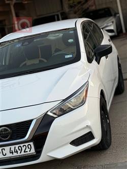 نيسان فيرسا